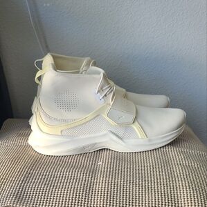 Fenty By Rihanna Puma Sneakers